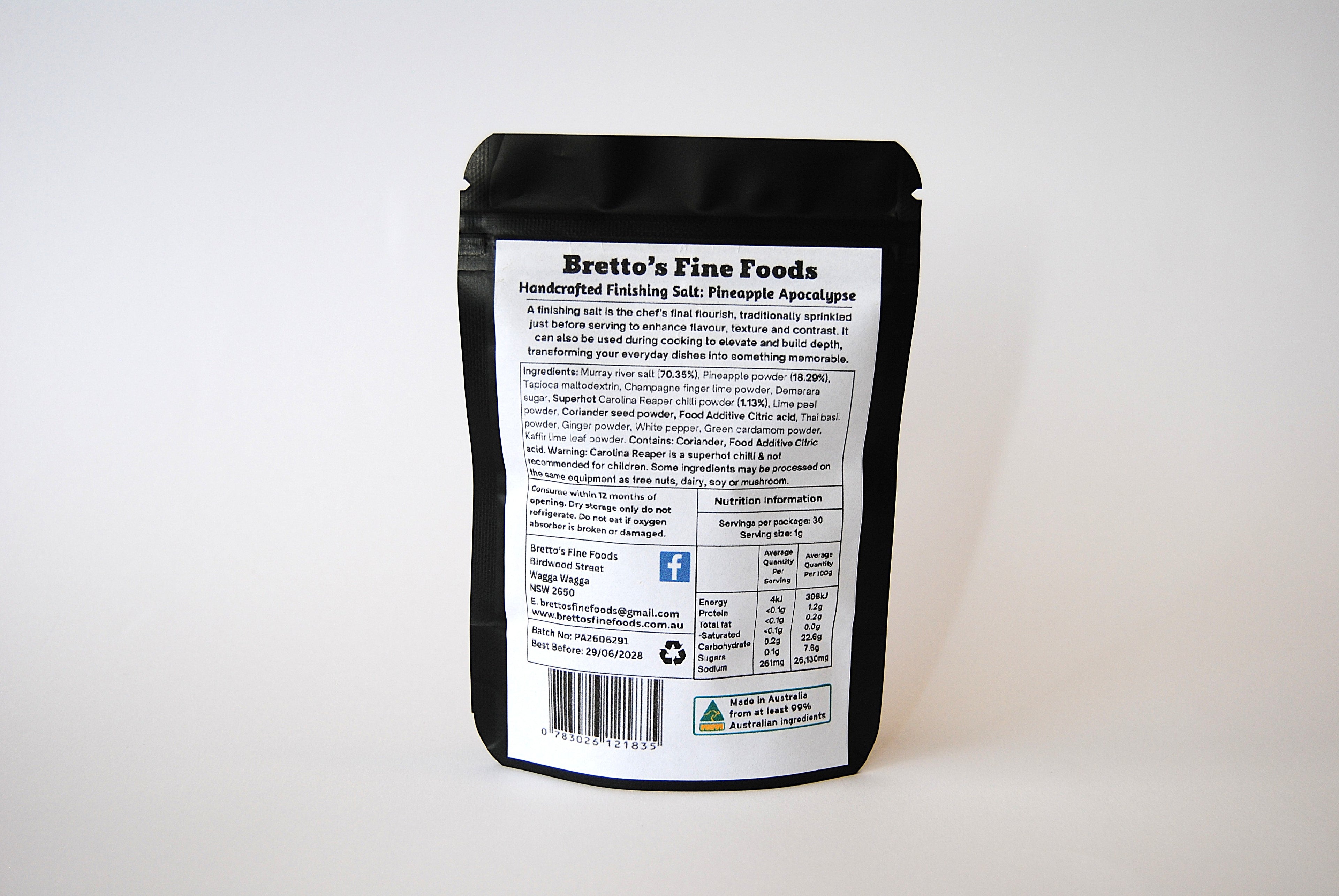 Bretto's Pineapple Apocalypse: Carolina Reaper, Pineapple, Champagne Finger Lime & Thai Basil Finishing Salt (30g)